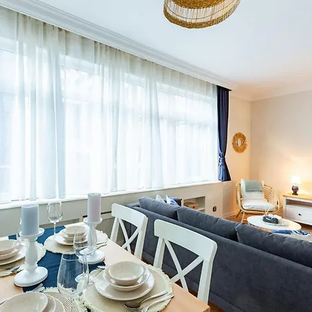 Апартаменты Flat With Excellent Location In Tesvikiye, Sisli
